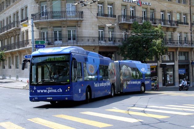 TL Lausanne Avenue du Théâtre / Avenue Georgette - 2006-07-26